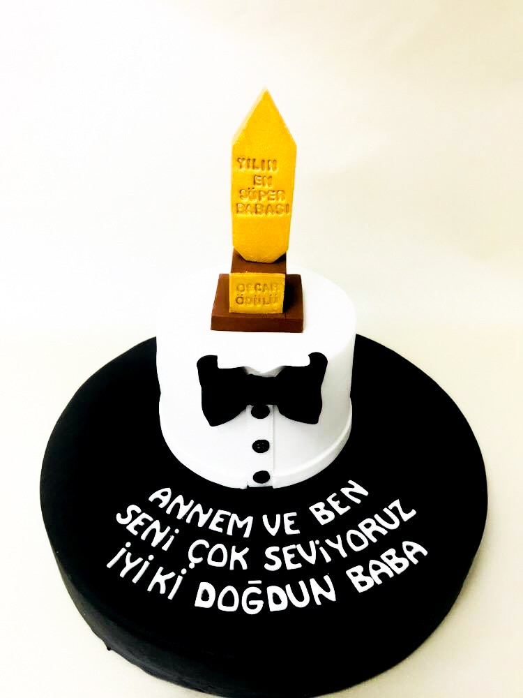 ''Yılın En Süper Babası'' Pasta