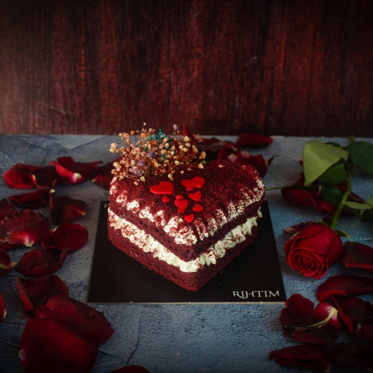 Redvelvet Kalp Pasta