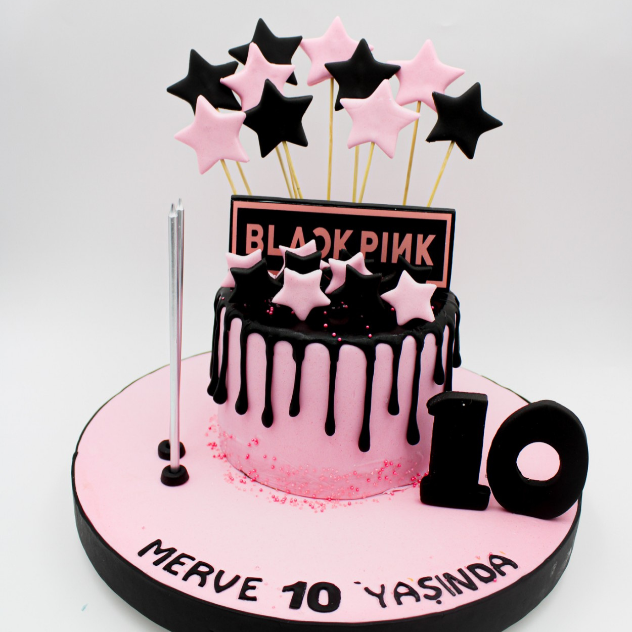 Black Pink Pasta