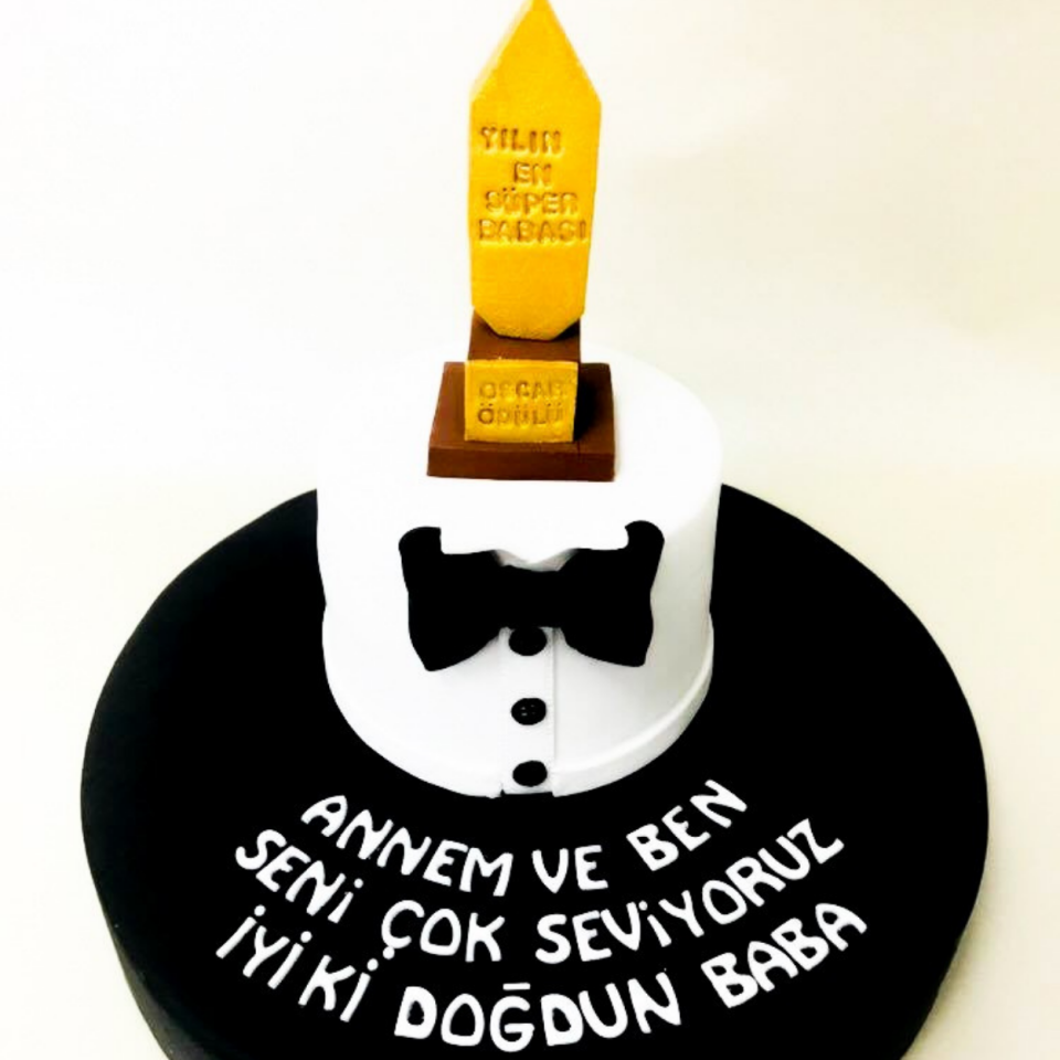 ''Yılın En Süper Babası'' Pasta